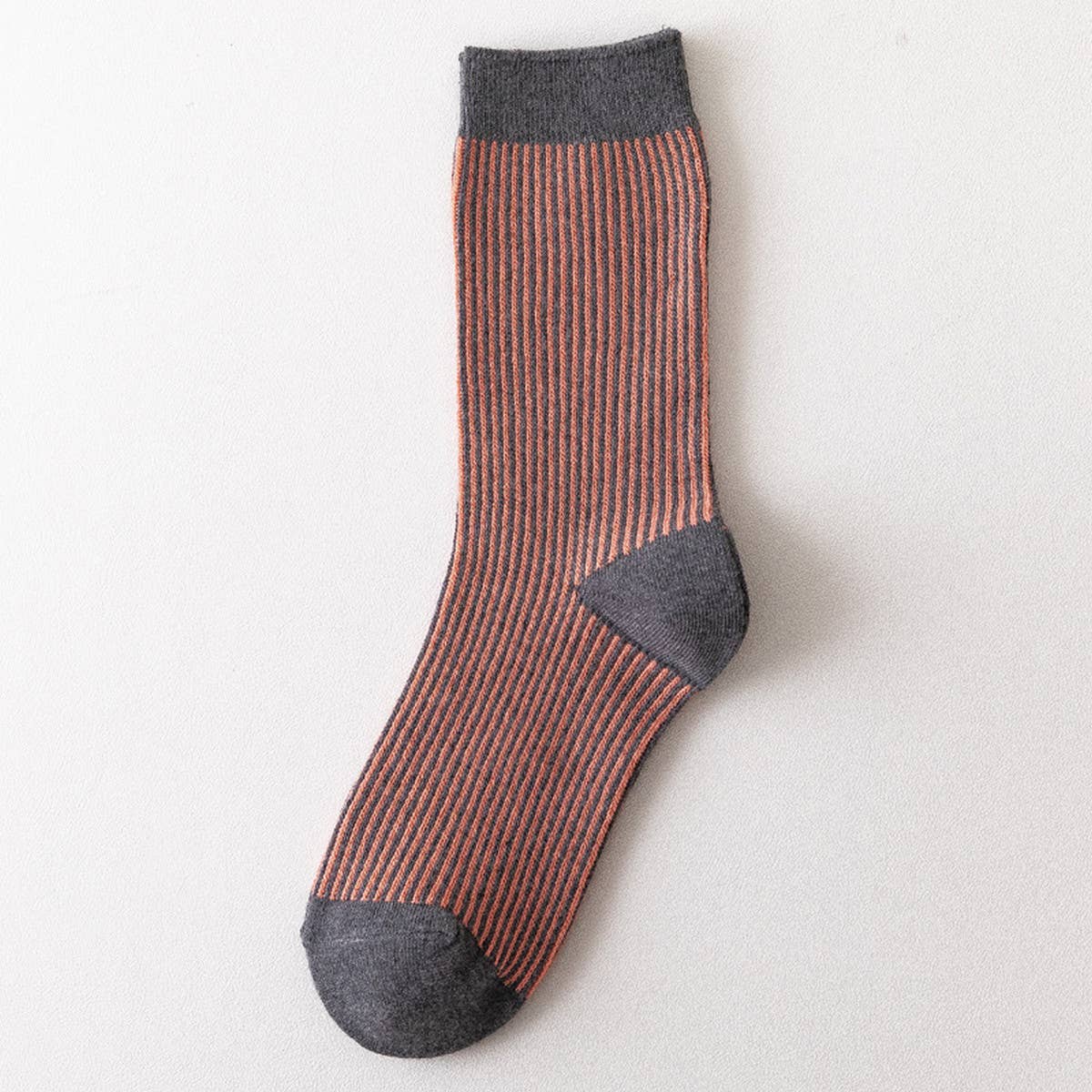 SIMPLE STRIPED MID CALF SOCKS_CWMS0662