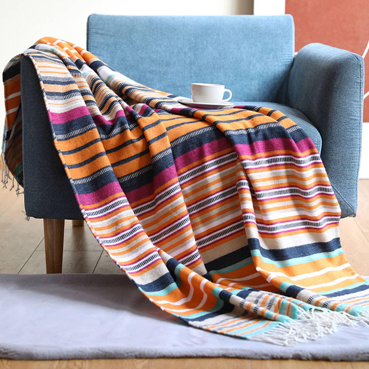 KNITTED STRIPED LIGHTWEIGHT SOFA BLANKET_CWMM0214