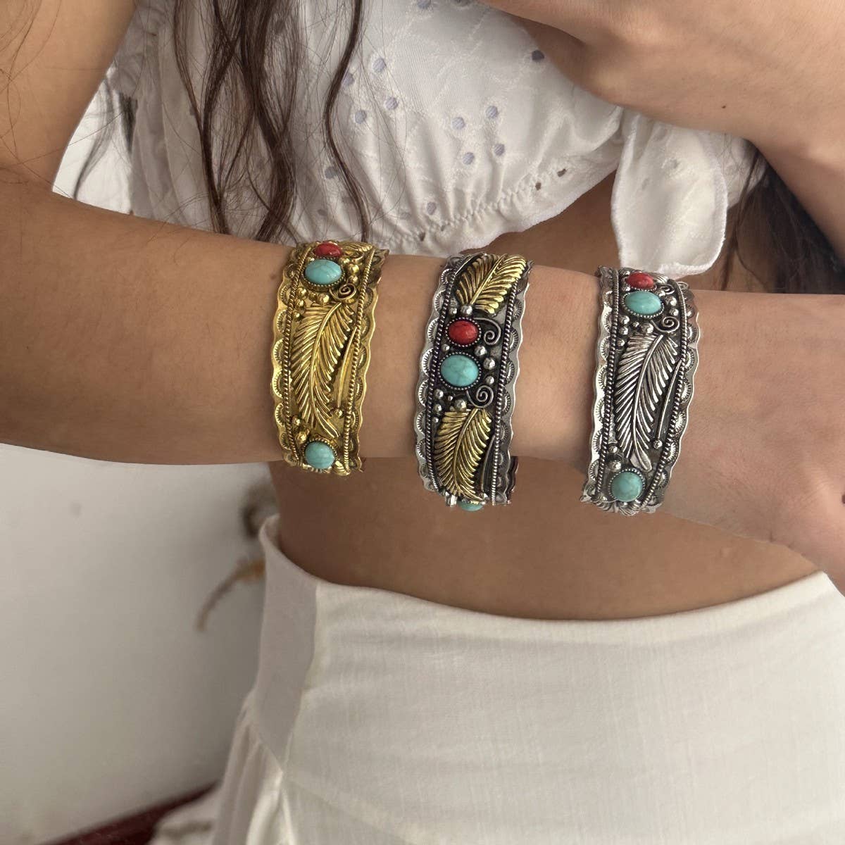 NEW RETRO OVAL TURQUOISE BRACELET FOR WOMEN_CWMM3113