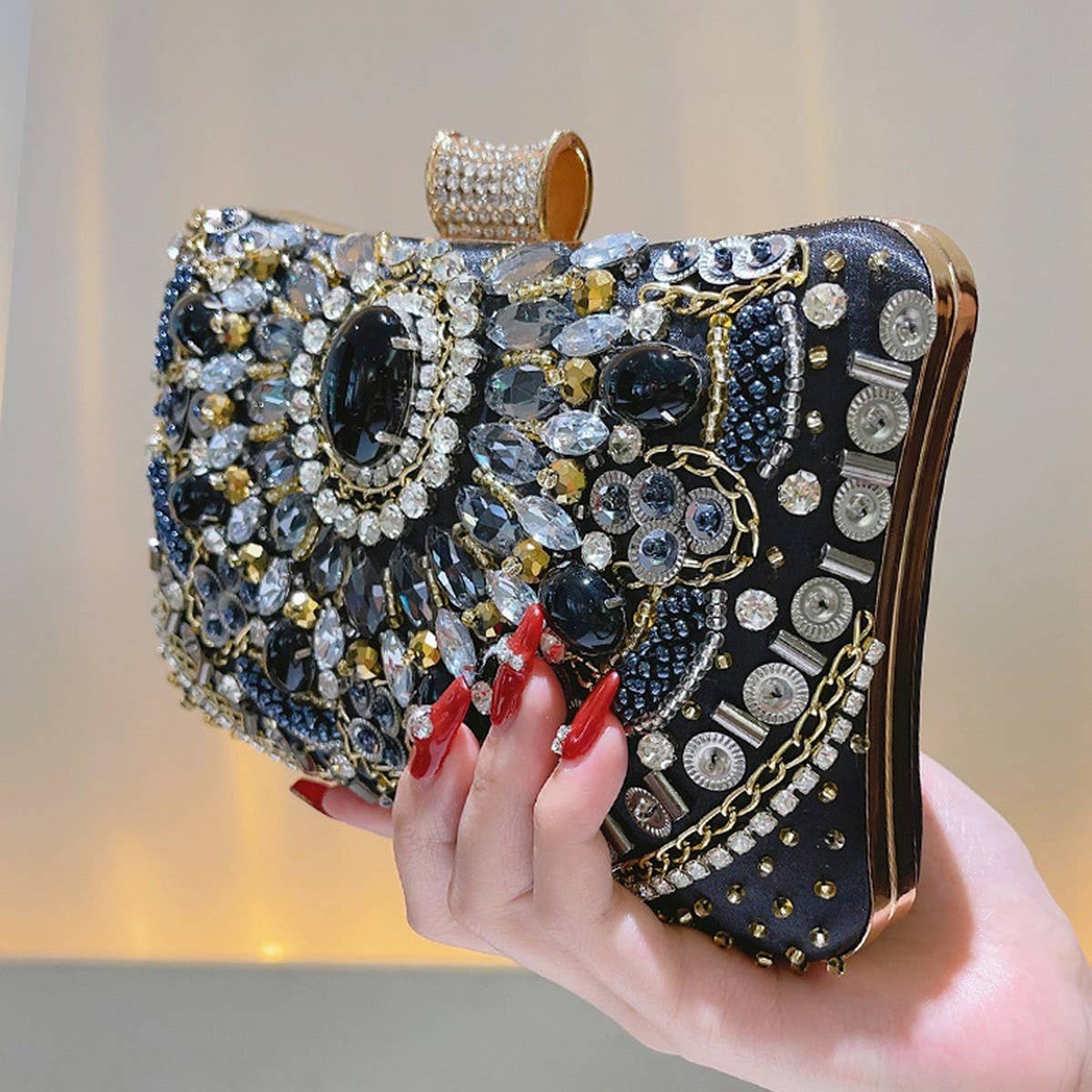HIGH END HANDMADE NICHE BEADED CLUTCH_CWAB2521