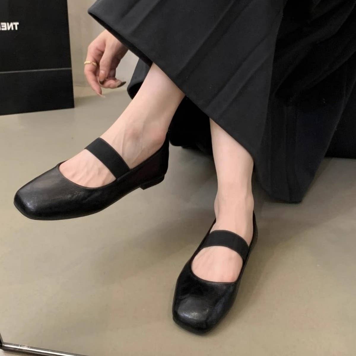 RETRO SQUARE TOE BALLET FLATS FOR WOMEN_CWSHF0106