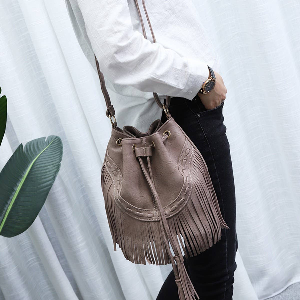 Cwab4539_Drawstring Handmade Tassel Bucket Shoulder Bag