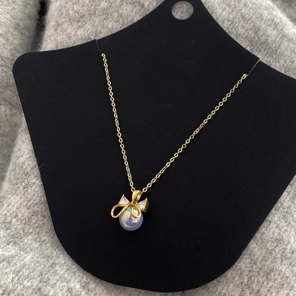 MERMAID PEARL BOW ZIRCON NECKLACE FOR WOMEN_CWAJE3087