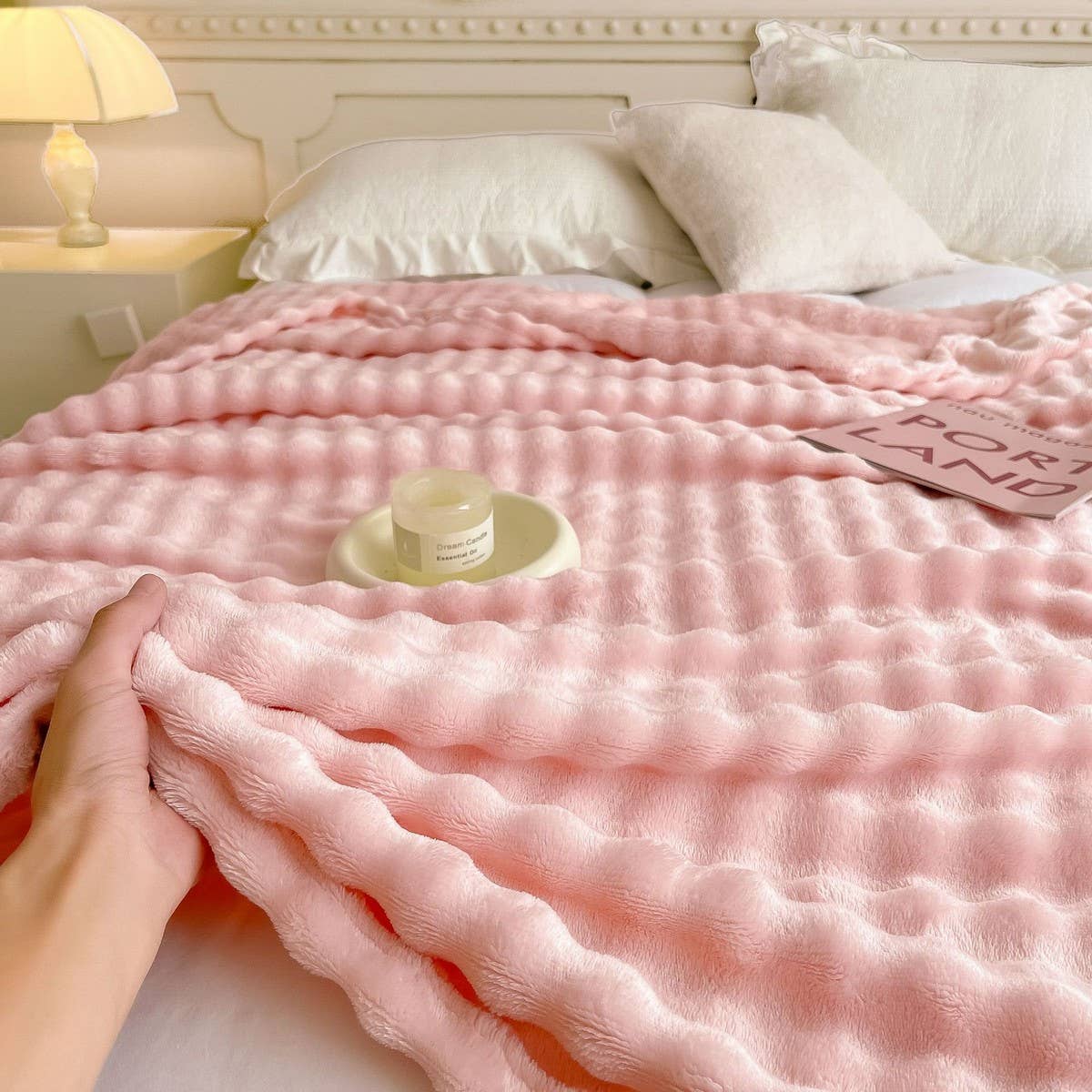Double-Sided Flannel Coral Fleece Blanket_Cwmm10517