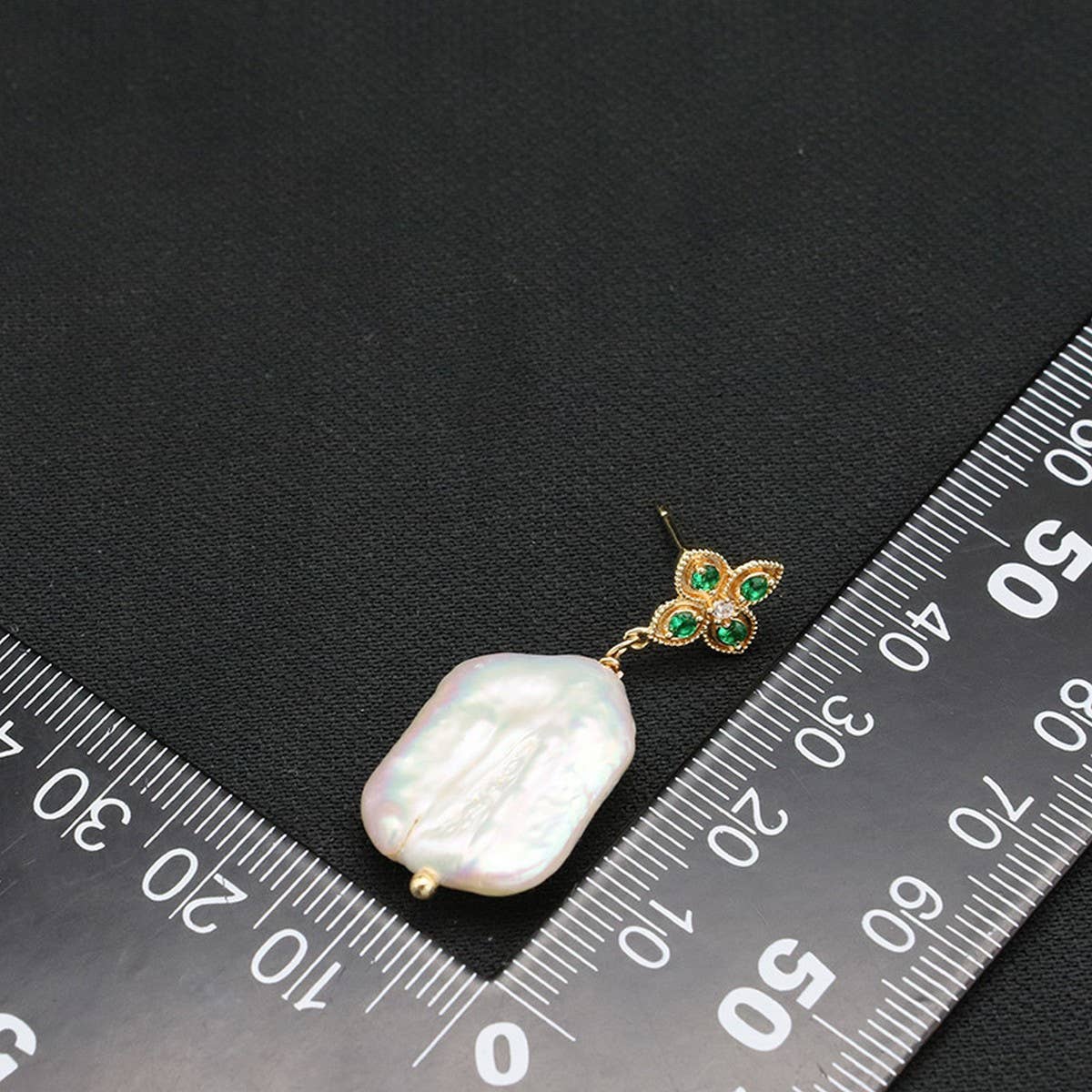 NEW NATURAL FRESHWATER PEARL EARRINGS FOR WOMEN_CWAJE3811