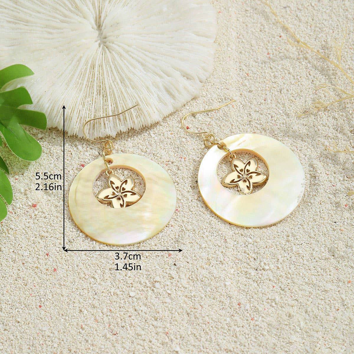 NATURAL YELLOW SHELL METAL PETAL EARRINGS_CWMM4348