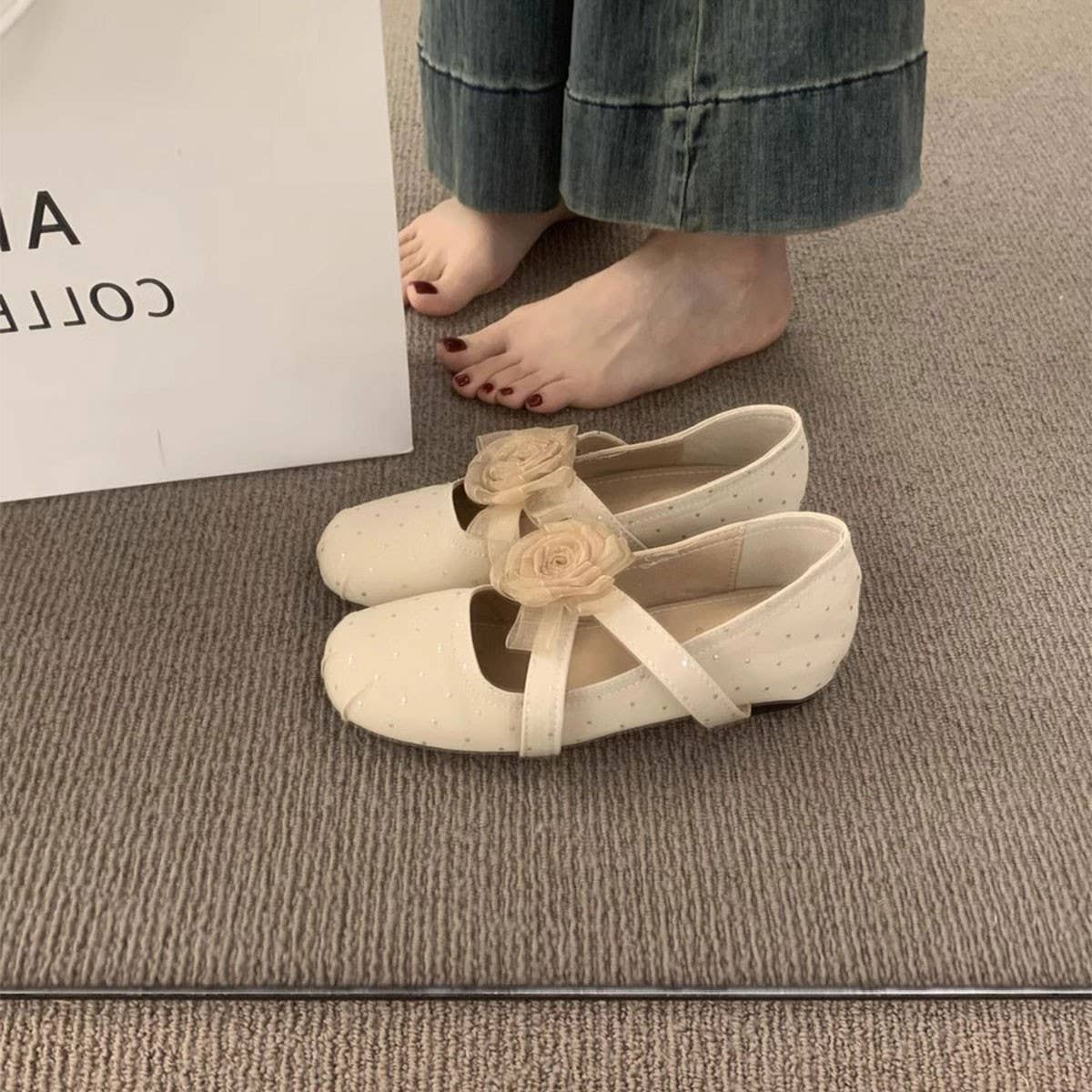 FLORAL WEDGE ROUND TOE CROSS STRAP MARY JANES_CWSHF0124