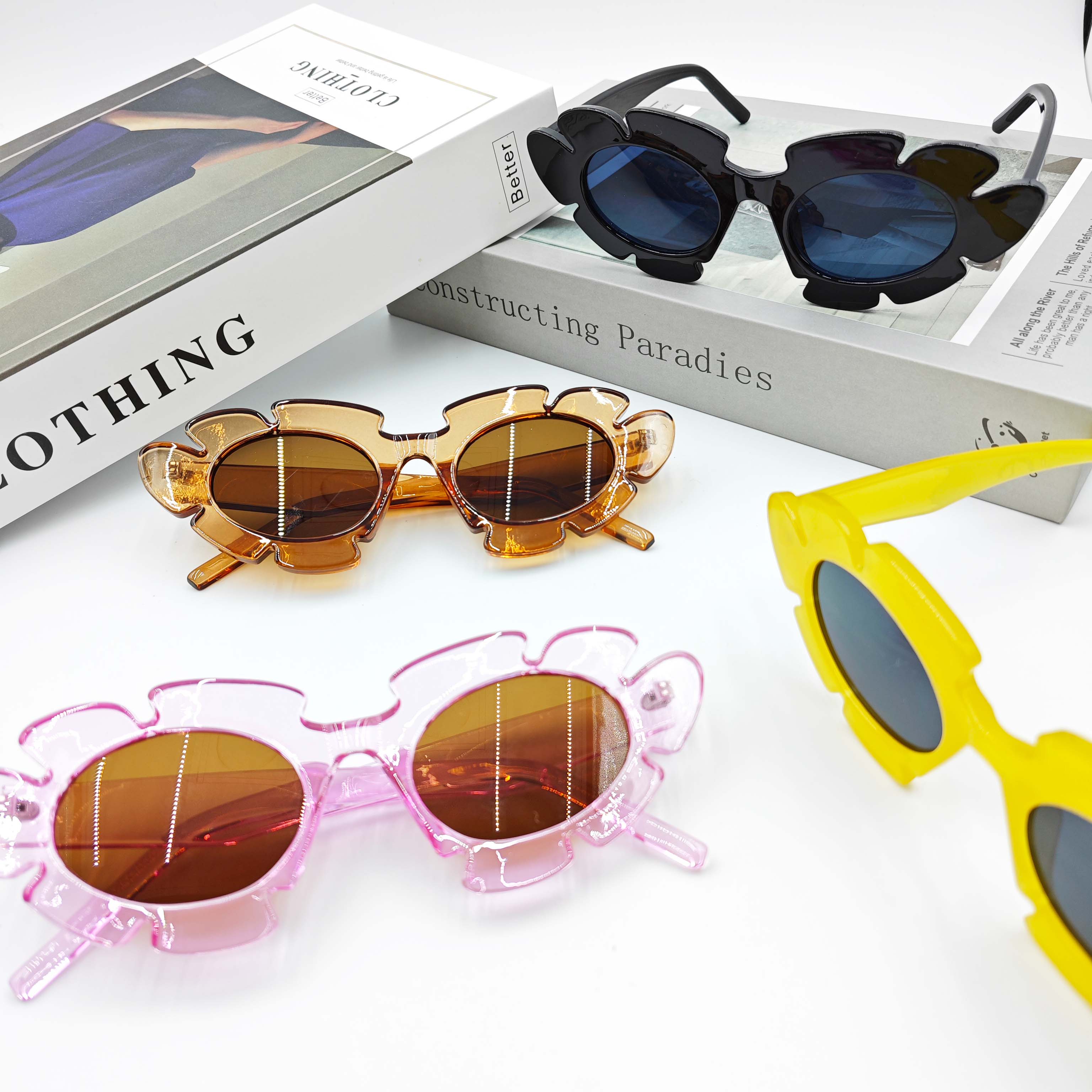 SUNFLOWER SHAPED SUNGLASSES_CWASG0131