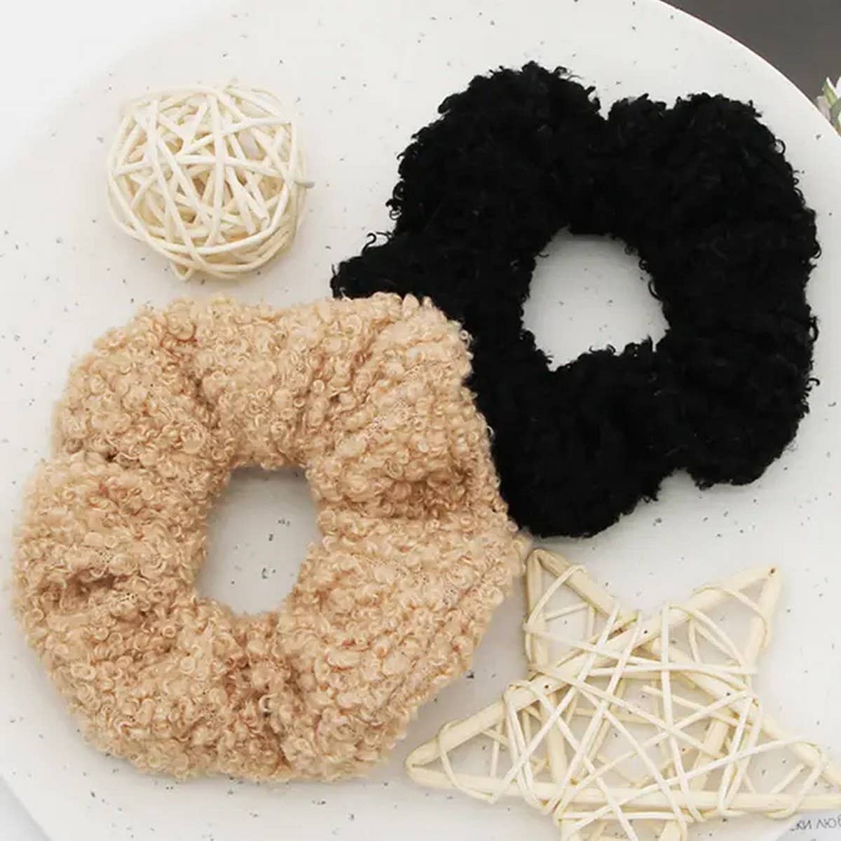 5PCS SOLID COLOR FLUFFY SCRUNCHIE_CWAHA0172