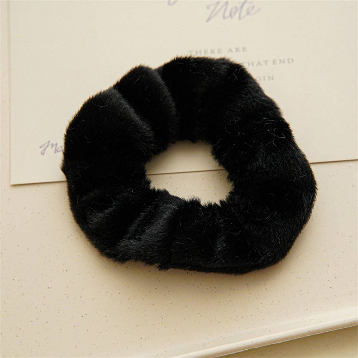 FUZZY HAIR SCRUNCHIES FOR WINTER_CWAHA0381