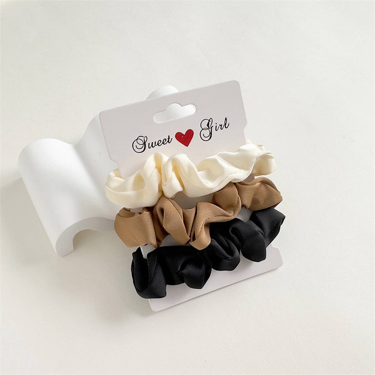 3 15DIAMETER COFFEE COLOR SILK SCRUNCHIES_CWAHA0342