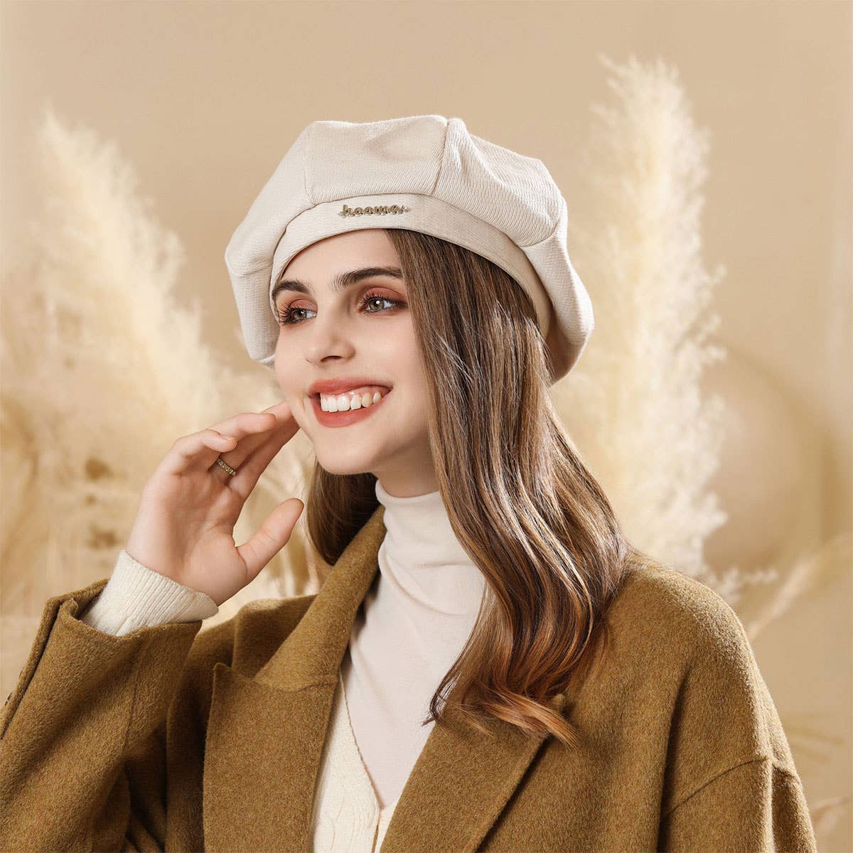 OFF WHITE FLAT CAP IS SUITABLE FOR AUTUMN WINTER_CWAH1982