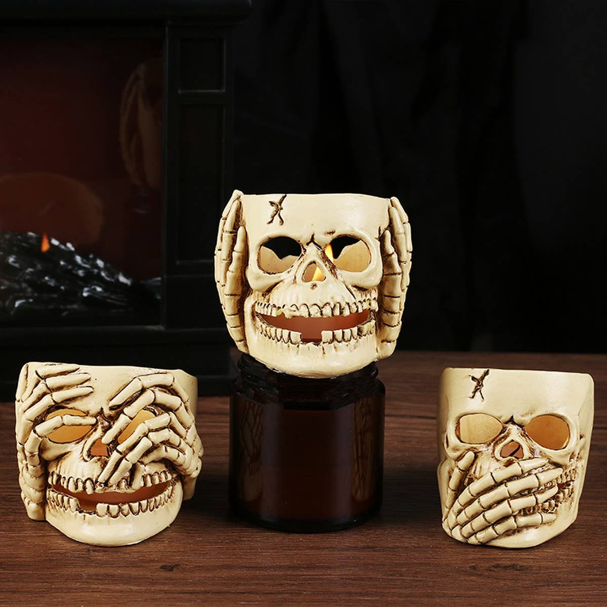 HALLOWEEN SKULL RESIN CANDLE HOLDER DECOR_CWAJE5297
