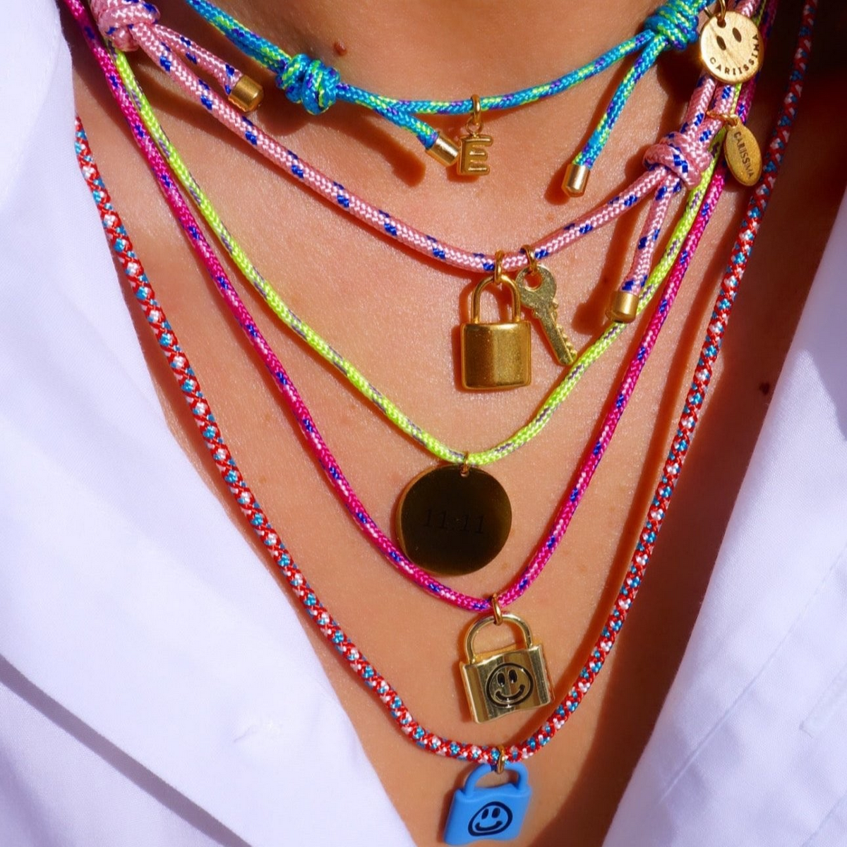 18K GOLD MUSHROOM NECKLACE ZIRCON INLAID CHARM_CWAJE4972