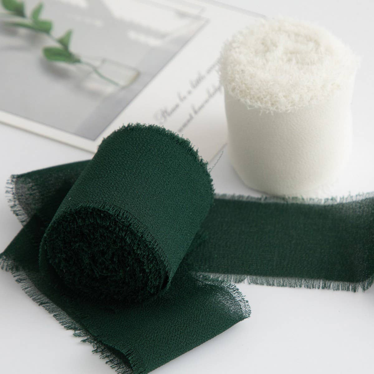 HAND TORN RAW EDGE CHIFFON RIBBON SNOW YARN_CWMM5787