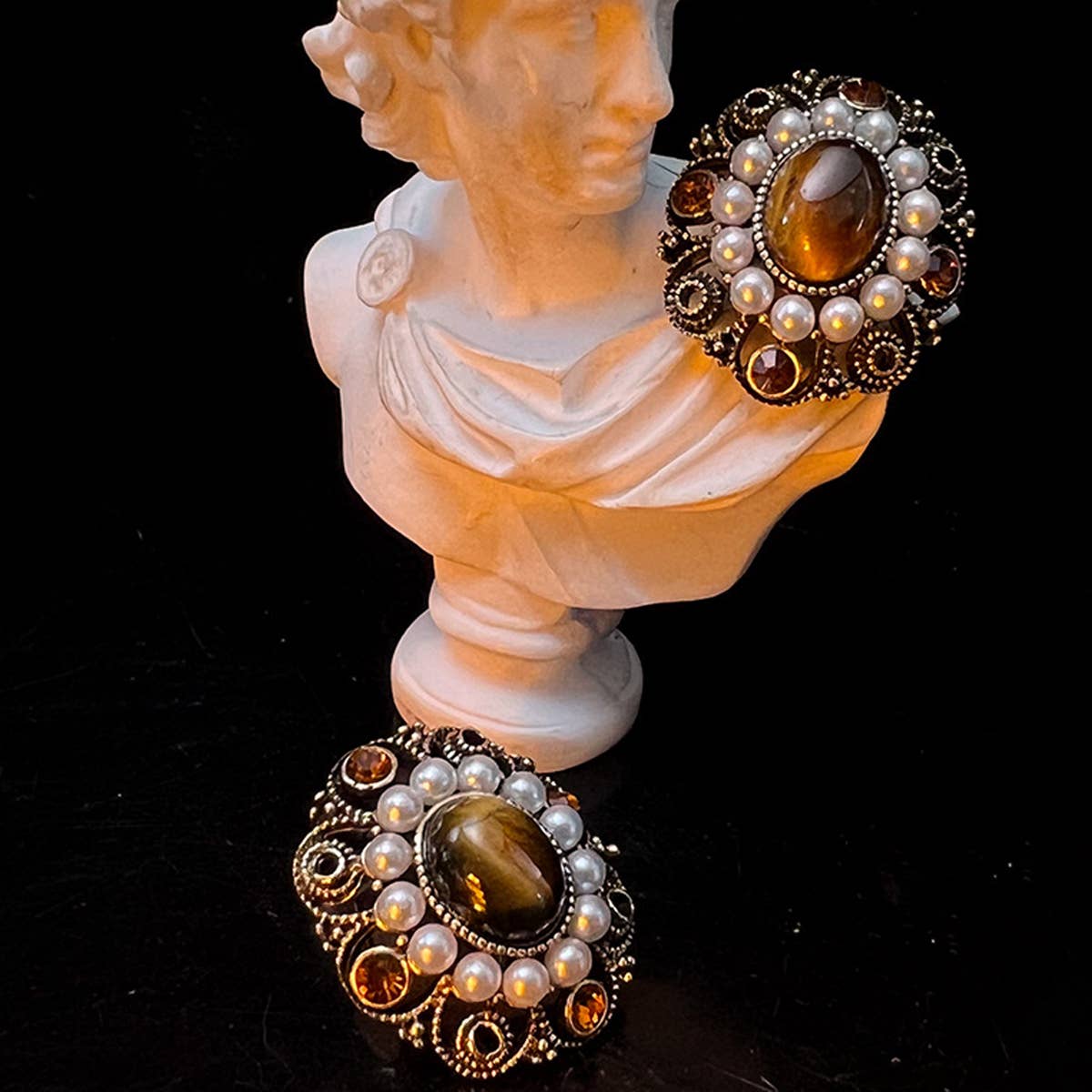 Vintage Cats Eye Hollow Distressed Earrings