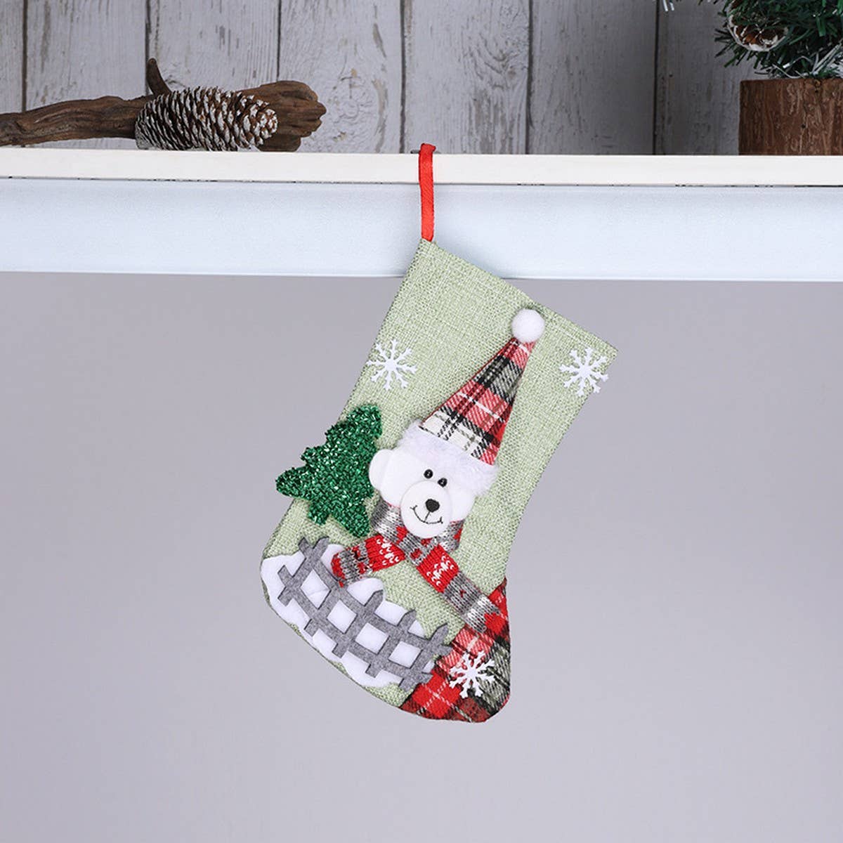 DECORATIVE BURLAP MEDIUM CHRISTMAS STOCKING_CWMS1430