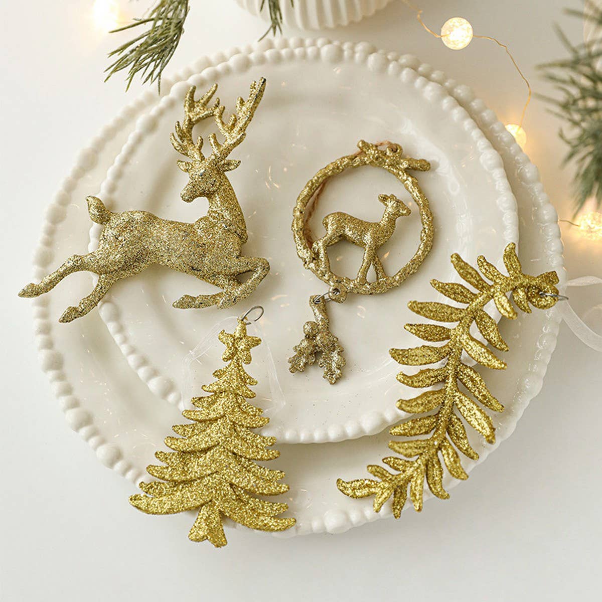 GOLD GLITTER PLASTIC REINDEER CHRISTMAS ORNAMENT_CWMM9750