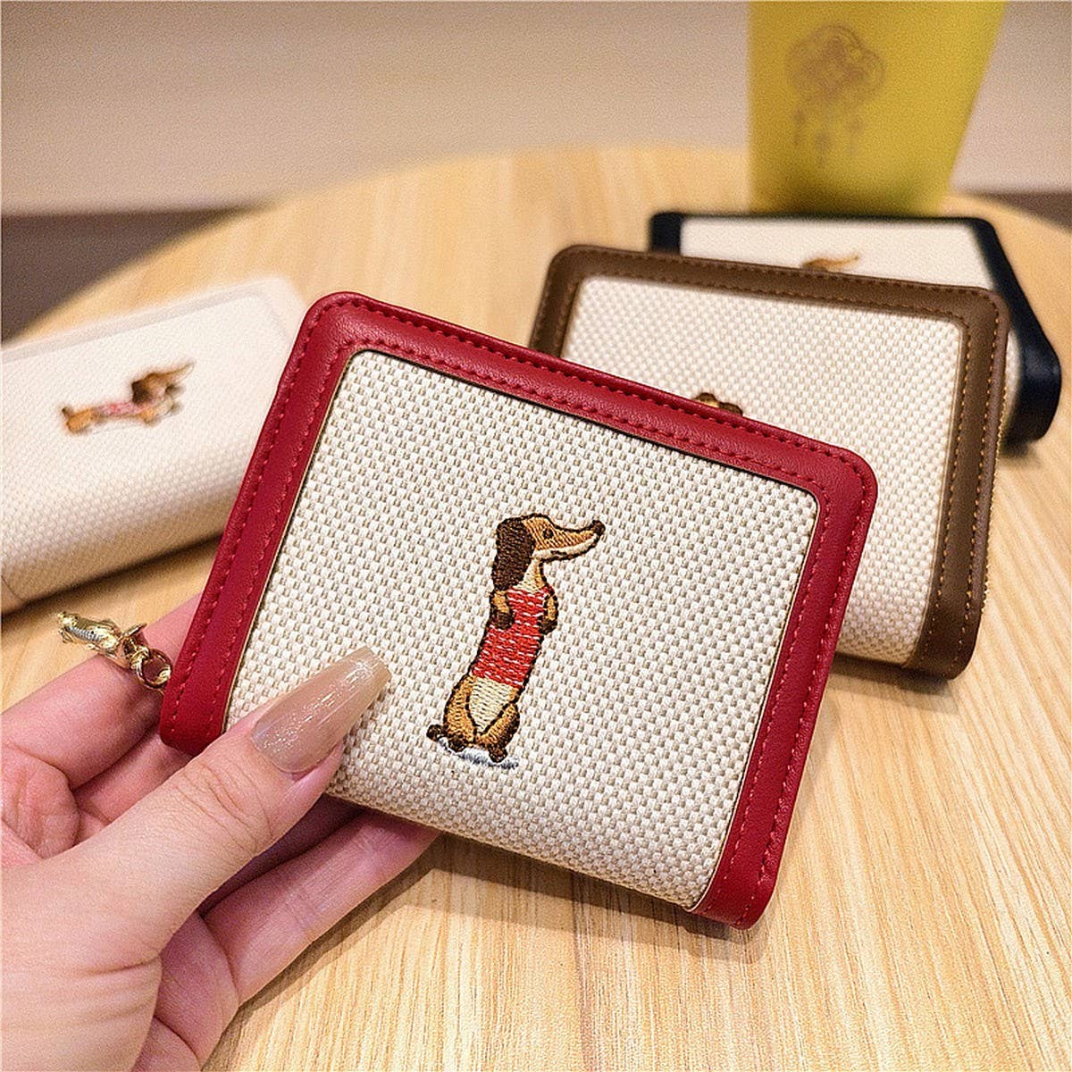 Cute Embroidered Dachshund Zip Bifold Wallet_Cwab06201