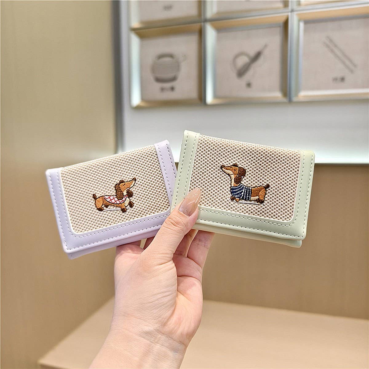 Cute Embroidered Dachshund Tricolor Trifold Wallet_Cwab06209