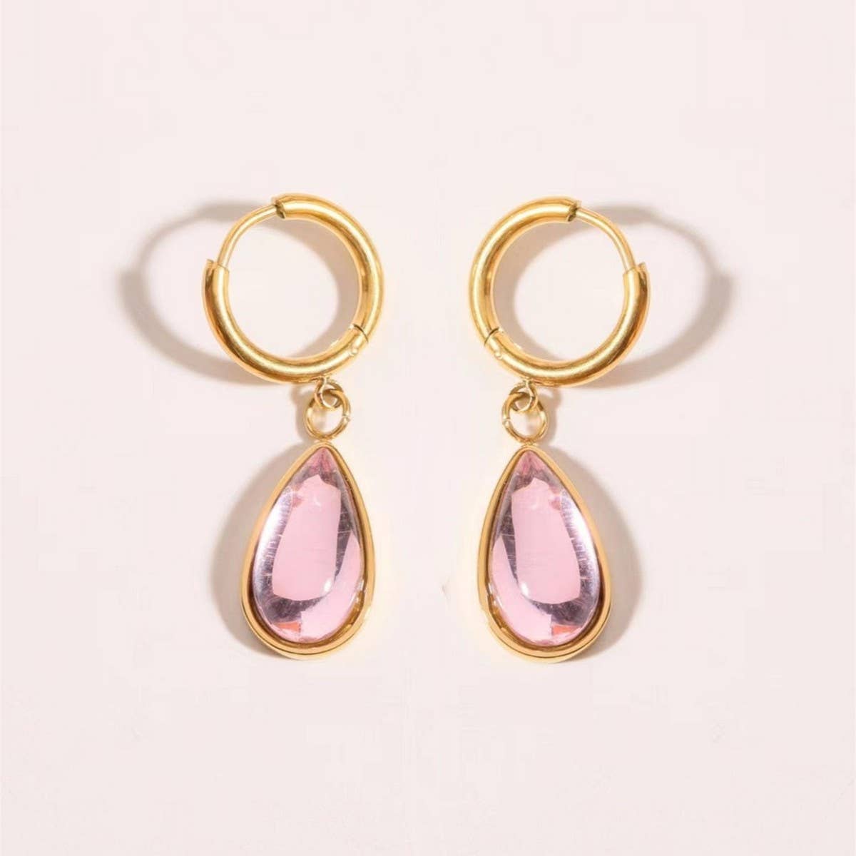 TEARDROP BIRTHSTONE EARRINGS GOLD STAINLESS_CWAJE5032