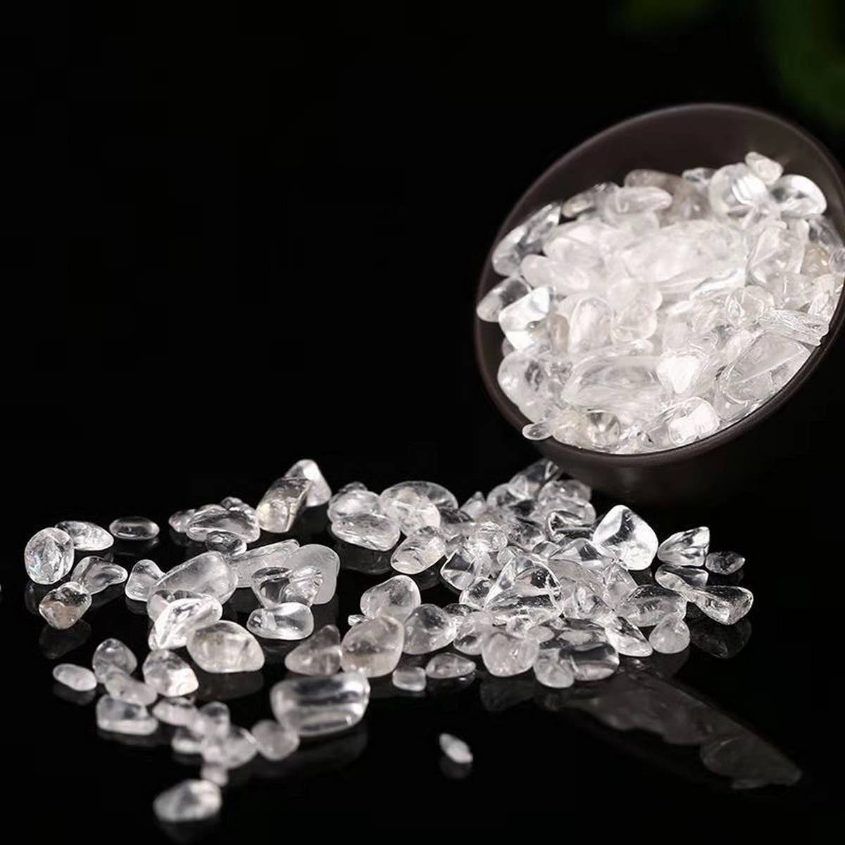 NATURAL CLEAR QUARTZ CRYSTAL CHIPS_CWMM8111