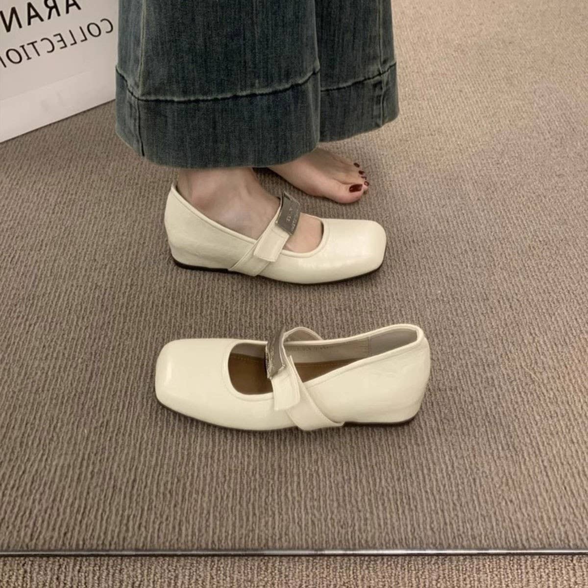 SOFT WEDGE MARY JANES WHITE HIDDEN HEEL SHOES_CWSHF0132