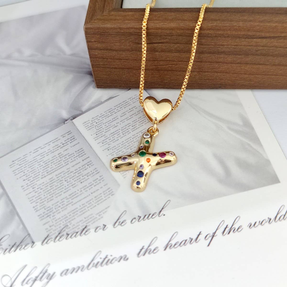 COLORFUL ZIRCONIA HEART LETTER PENDANT NECKLACE_CWMM5875