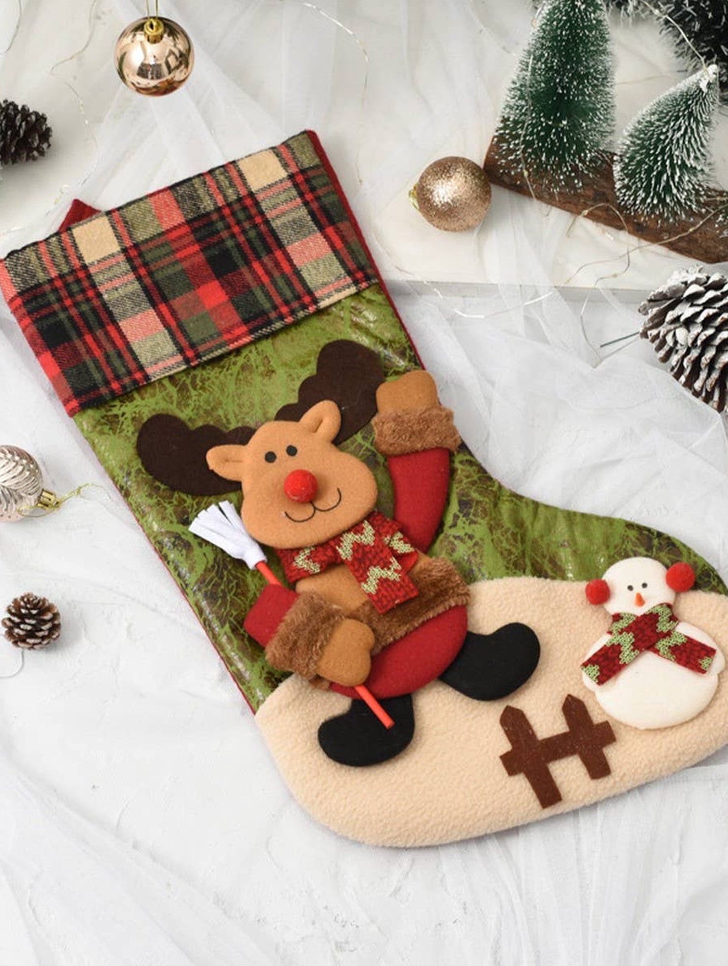 SEQUINED 3D SANTA CLAUS CHRISTMAS STOCKINGS_CWMS1424