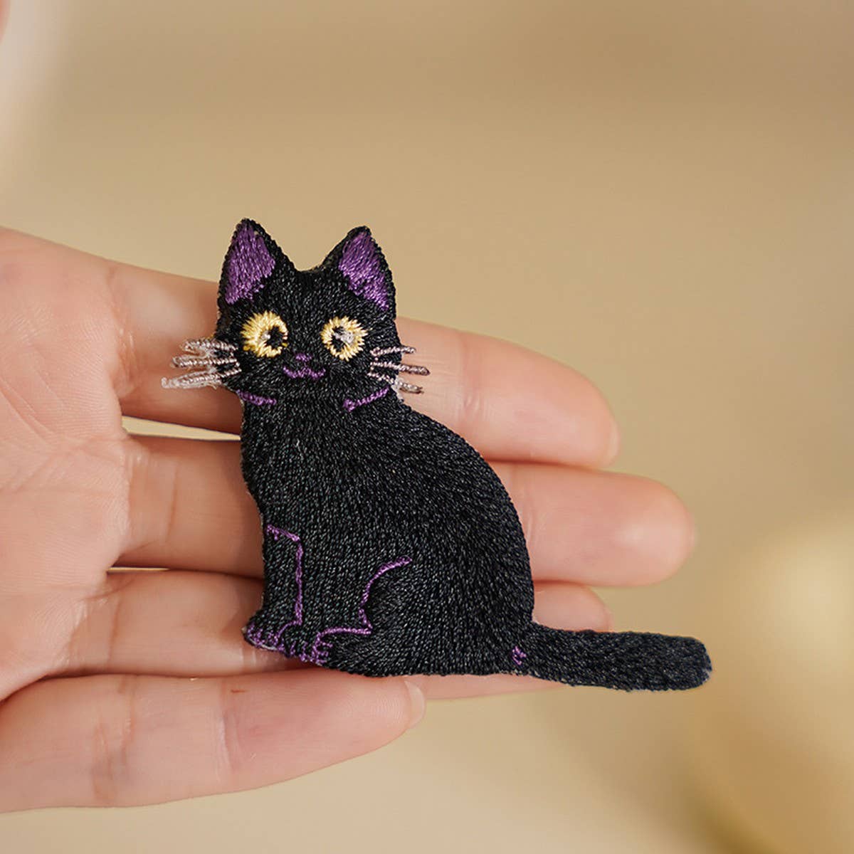 3D CAT EMBROIDERED IRON ON PATCH FOR STAIN REPAIR_CWMM5921