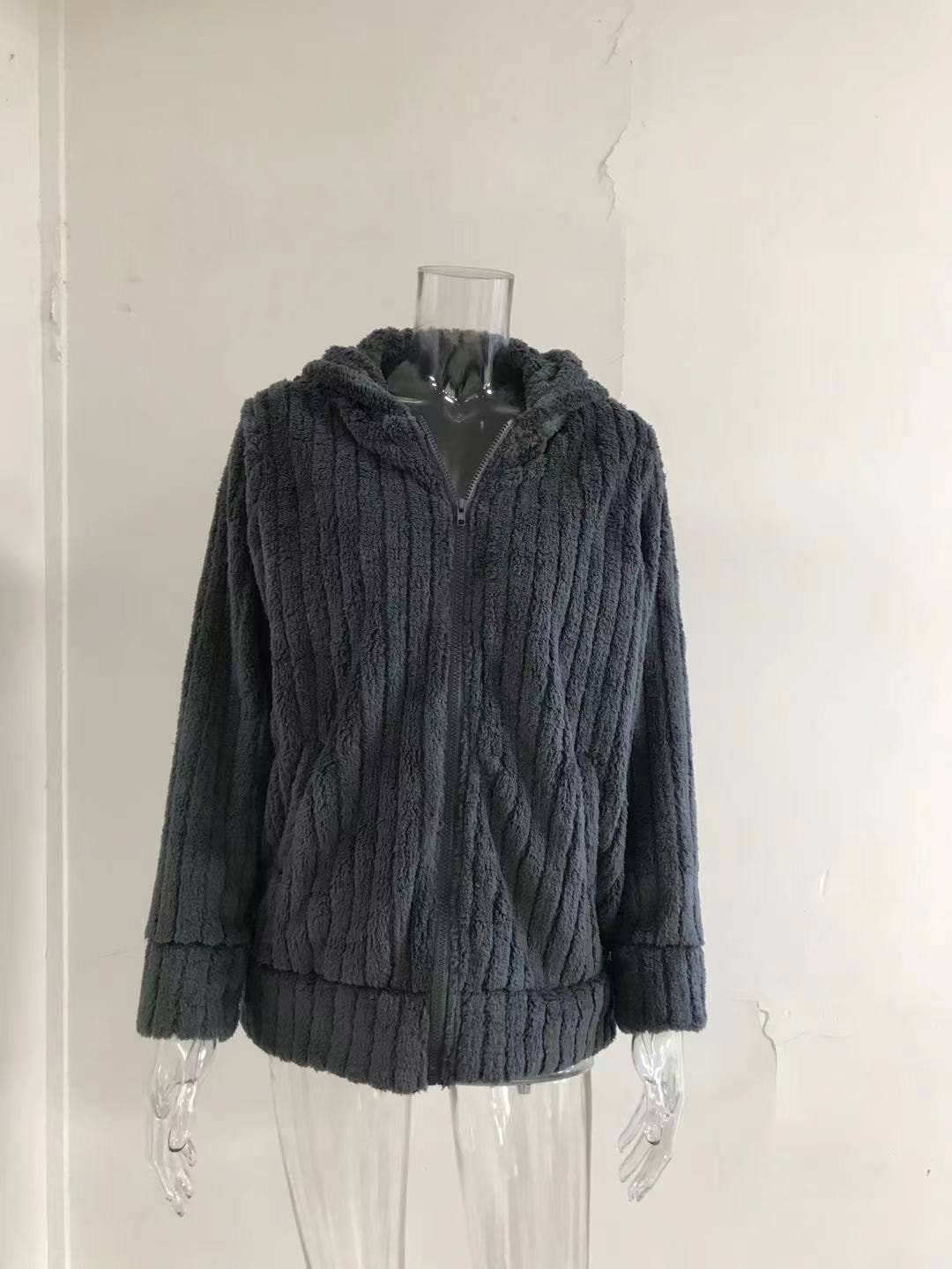 Warm Plush Mid-Length Coat With Solid Lapels