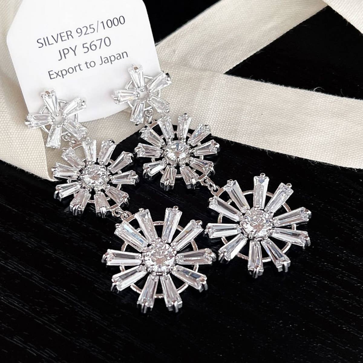 Zircon Snowflake Tassel Earrings_Cwaje1313