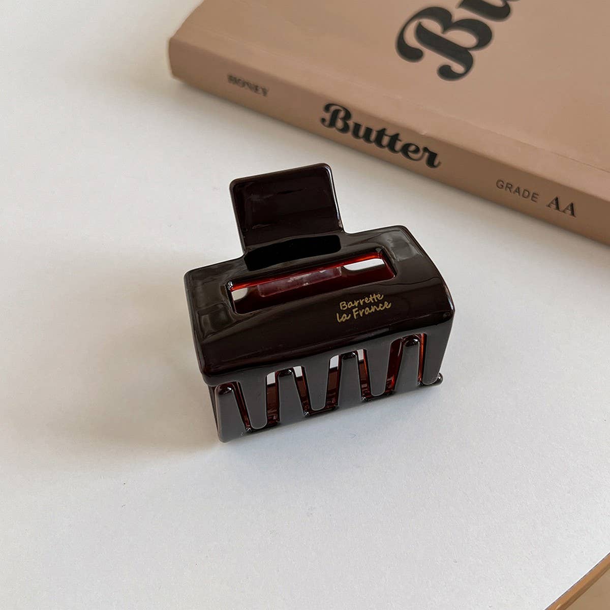 MAILLARD BROWN CLAW CLIP VINTAGE FALL HAIRPIN_CWAHA6006