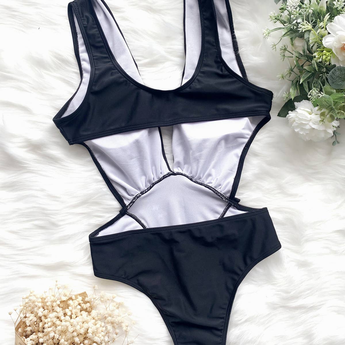 SEXY DEEP V ONE PIECE SWIMSUIT_CWMW0290