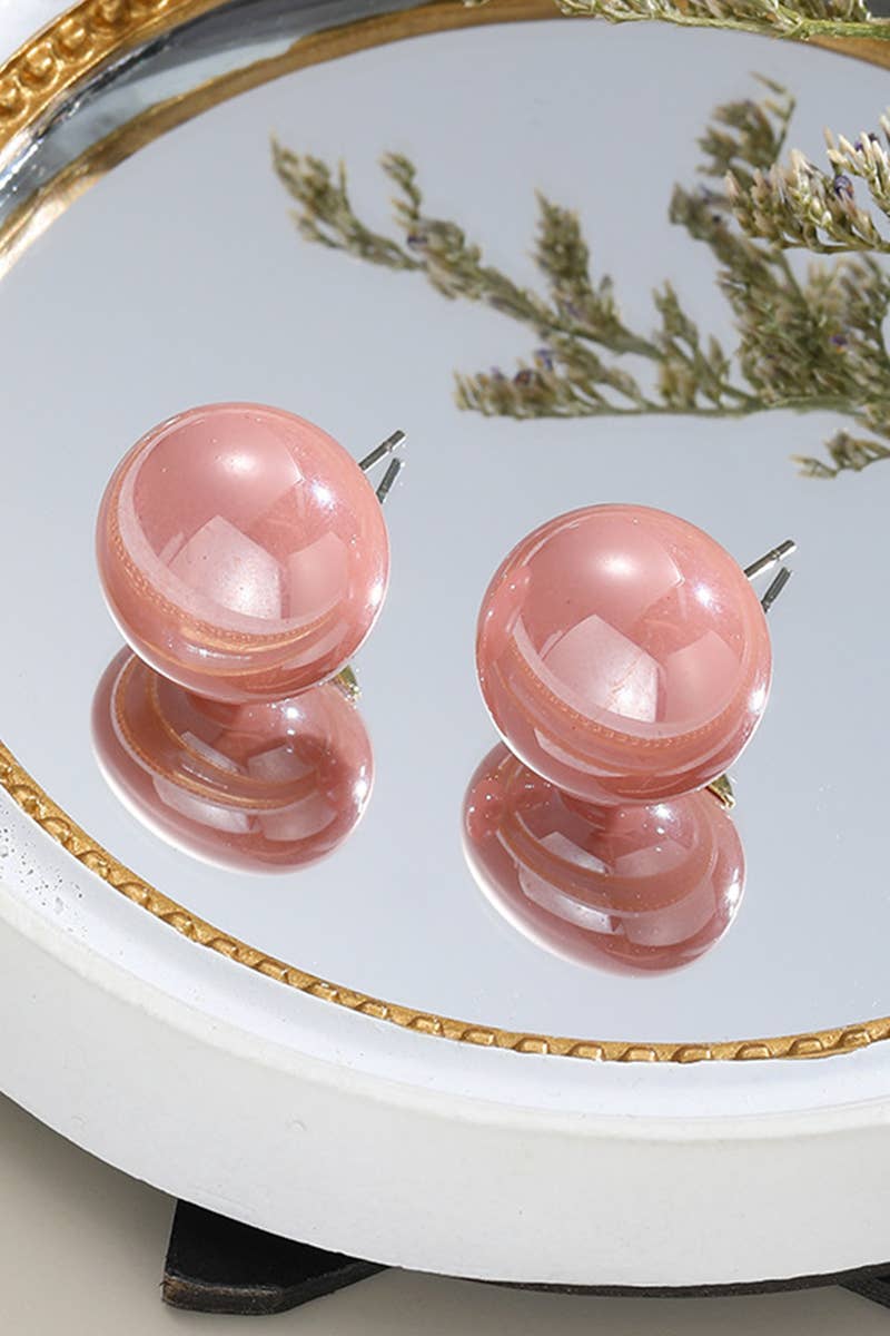 FAUX PEARL DESIGN STUD EARRINGS_CWAJE0449