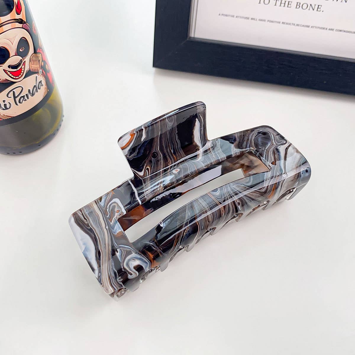 ACRYLIC INK HAIR CLAW LARGE HOLLOW SHARK CLIP_CWAHA0393