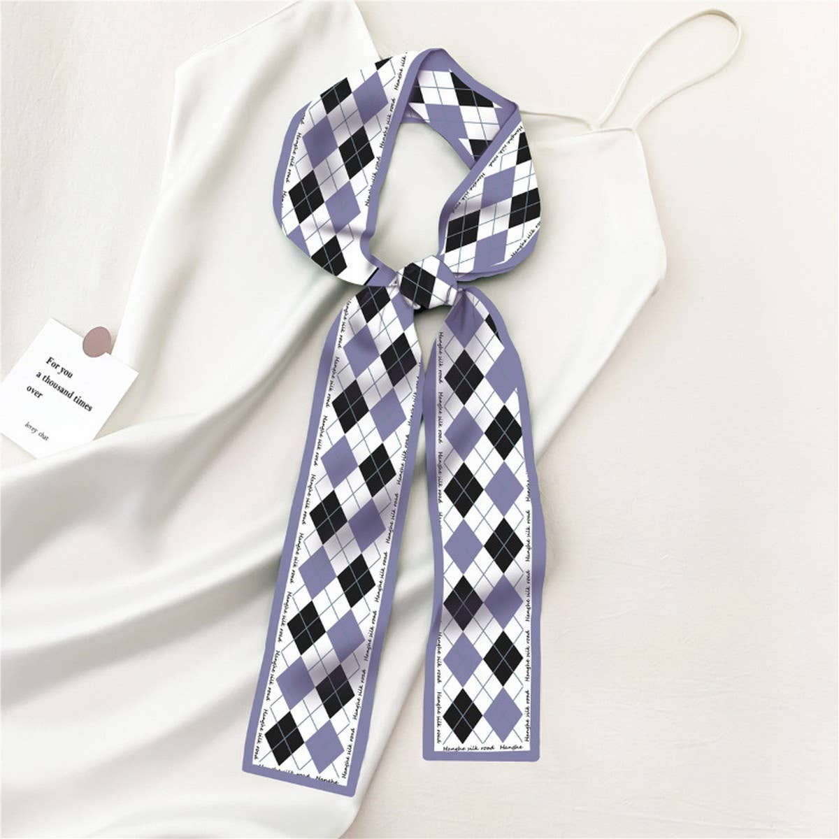 Versatile Retro Diamond Grid Fashion Headband