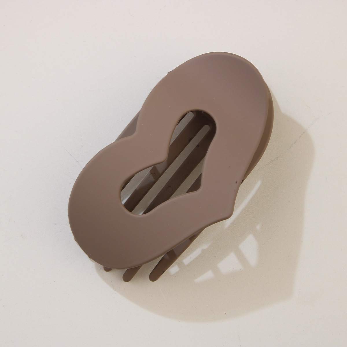 LOVE SHAPE DUCKBILL CLIP NO SLIP HALF UP PIN_CWAHA6516