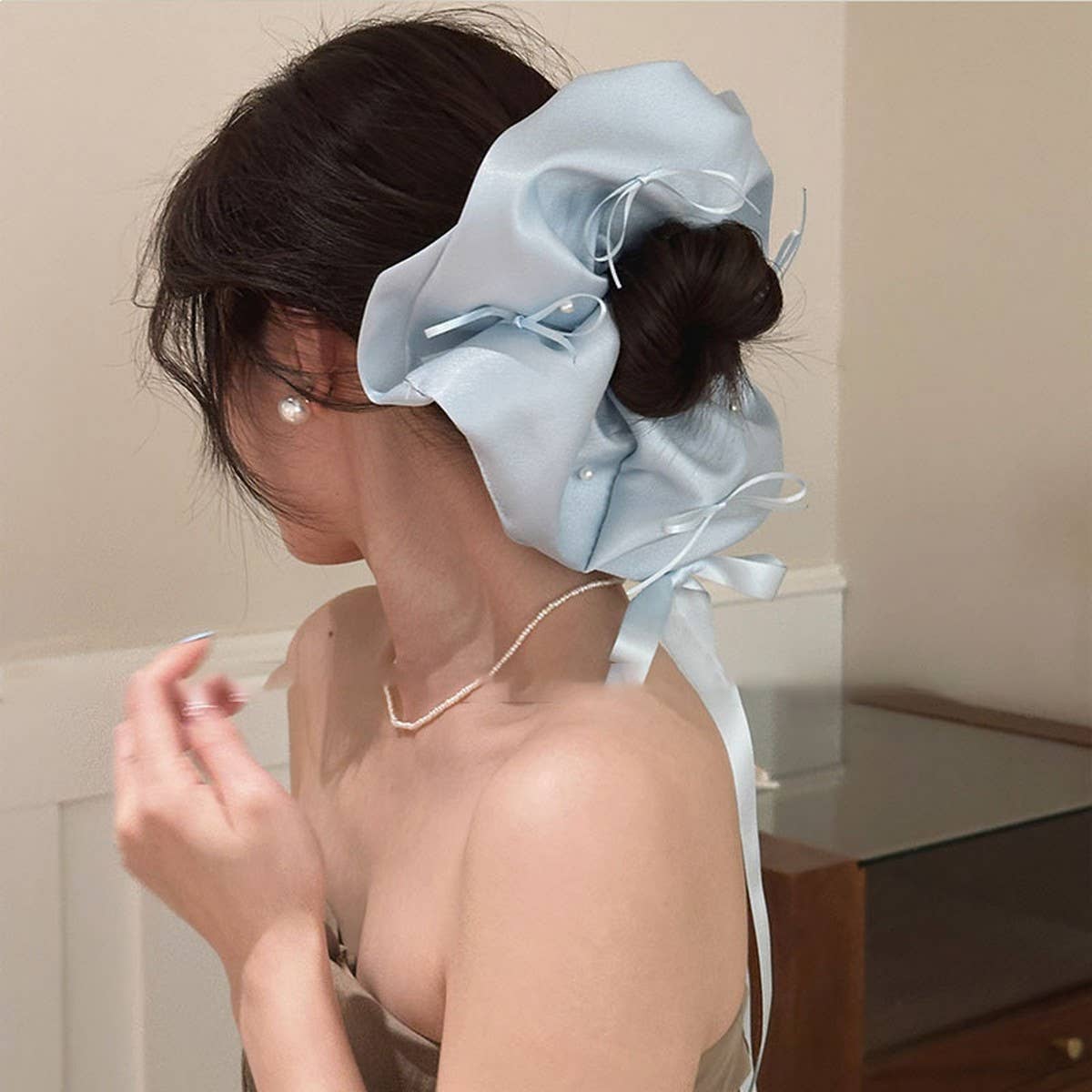 BLUE SATIN BOW PEARL SCRUNCHIE WITH LONG TAILS_CWAHA5501