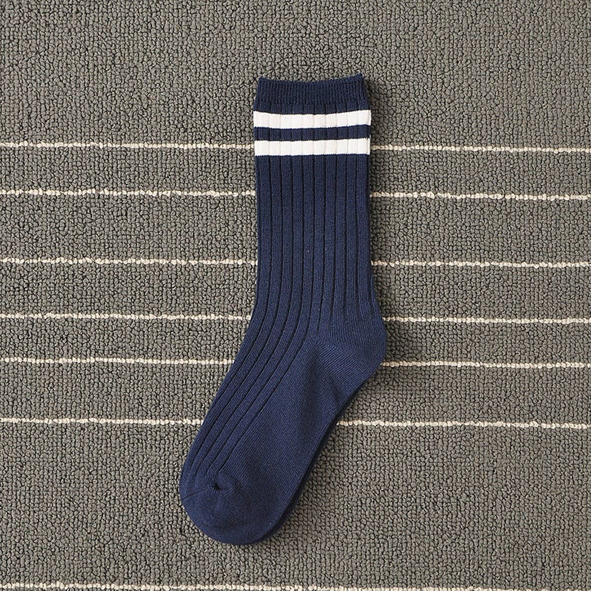 Wo-Striped Preppy Mid-Length Socks_Cwms0995