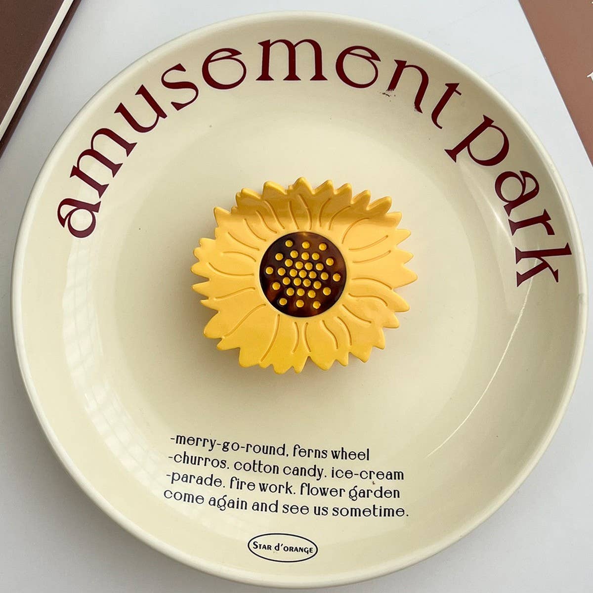 DAISY ACETATE HAIR CLAW SWEET SUNFLOWER BUN CLIP_CWAHA5966