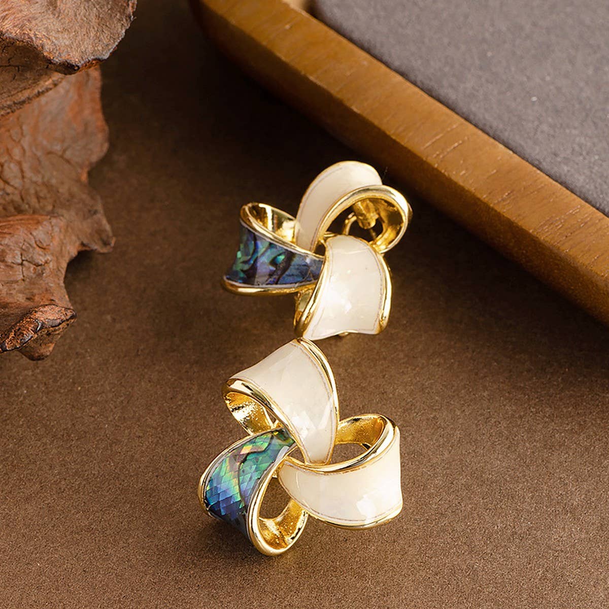 OIL DRIP ENAMEL MOSQUITO COIL EARRINGS_CWMM4283