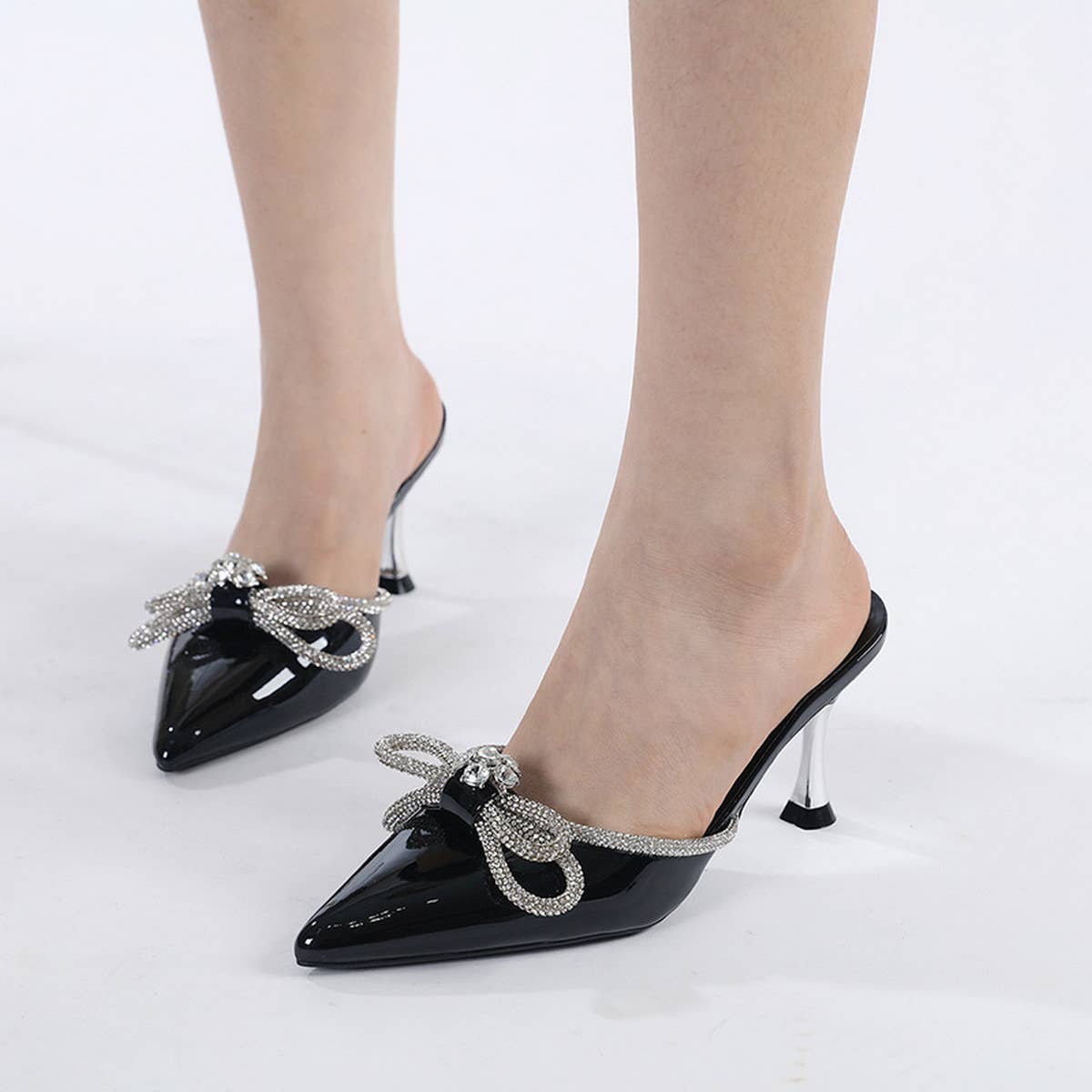RHINESTONE BOW POINTED TOE HIGH HEELS_CWSHS0568