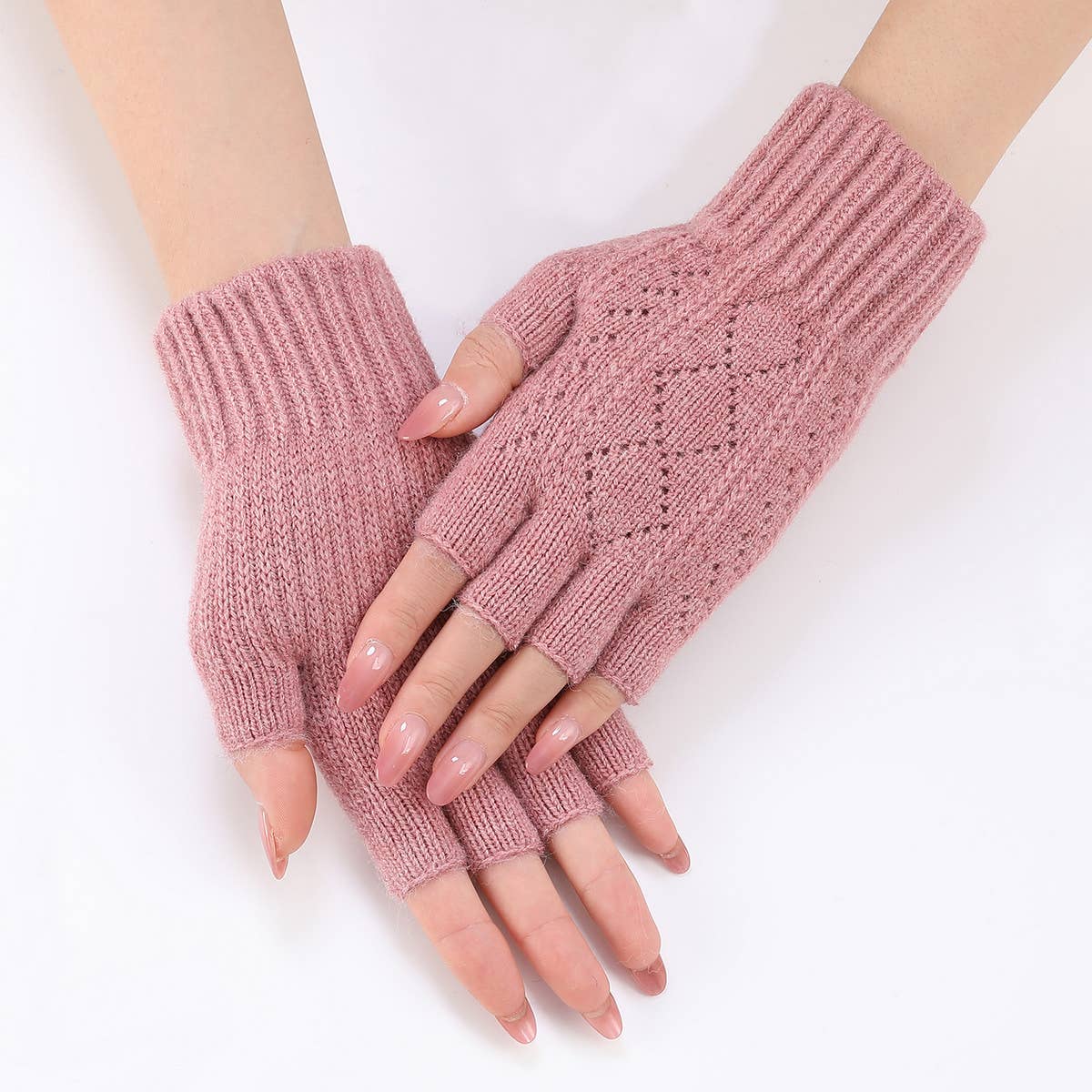 Diamond-Shaped Hollow Fingerless Gloves_Cwag0103
