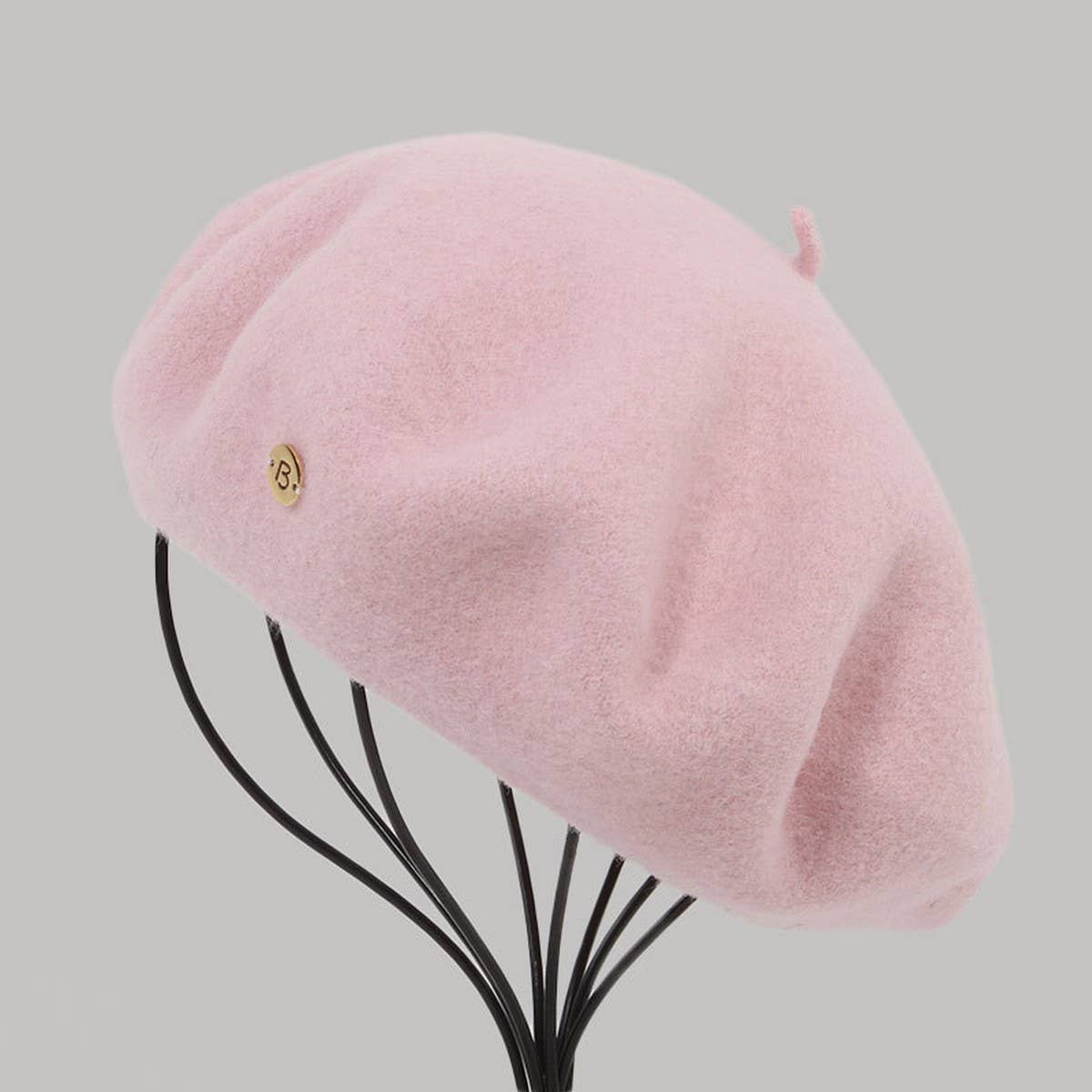 SIMPLE FRENCH BERET WITH LETTER B LOGO_CWAH1938