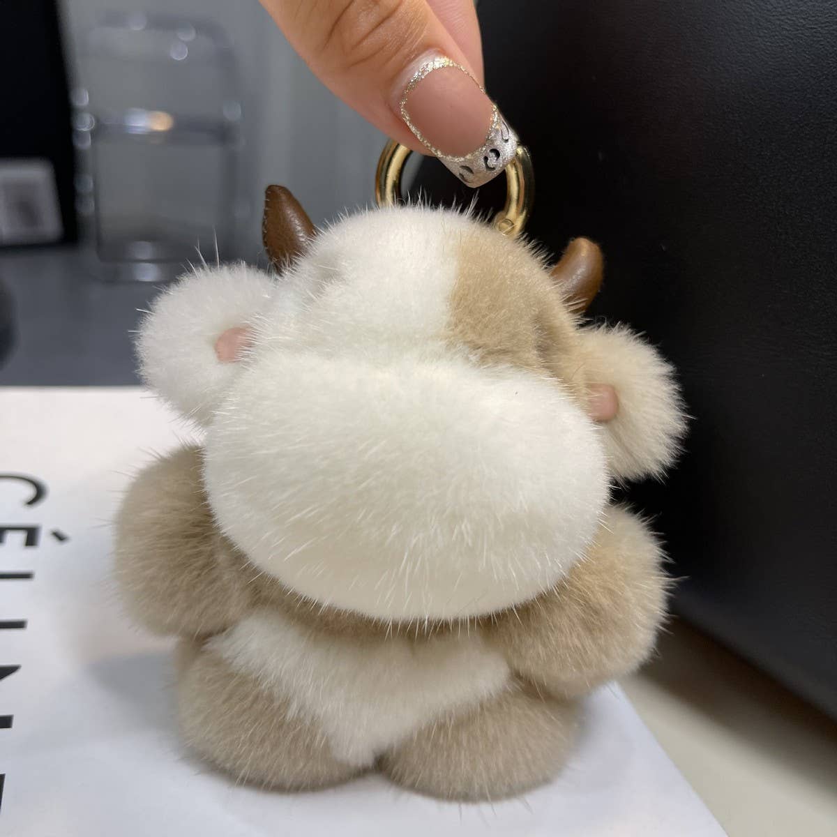 CUTE CALF MINK FUR COW CAR KEYCHAIN PENDANT GIFT_CWMM2493