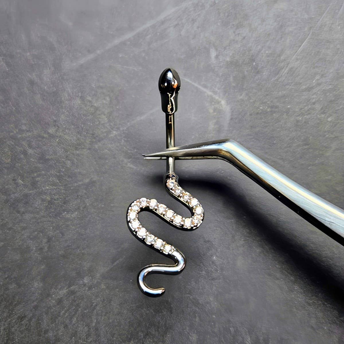 SNAKE CZ BELLY RING TRENDY NAVEL PIERCING_CWMM9192