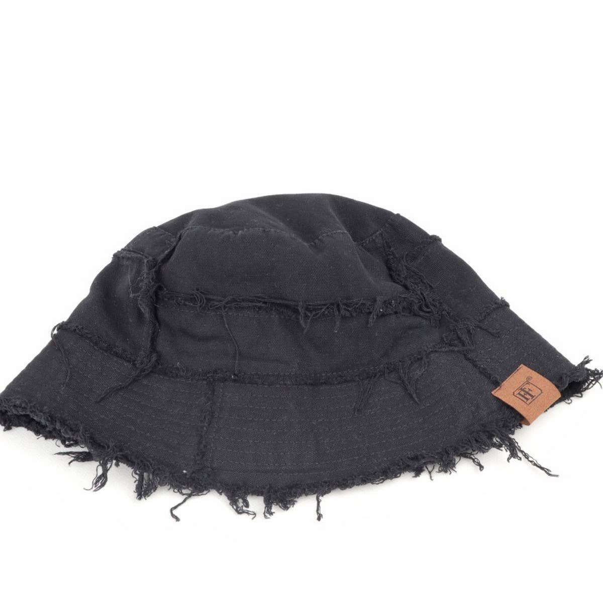 DOUBLE SIDED BUCKET HAT WITH LETTERING_CWAH1542