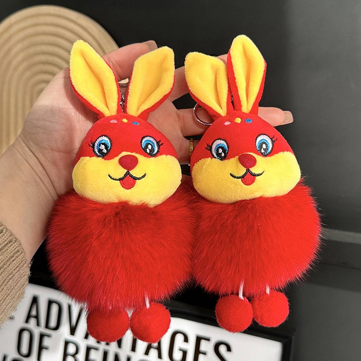 CUTE BUNNY CAR KEYCHAIN BAG PENDANT ACCESSORIES_CWMM2605