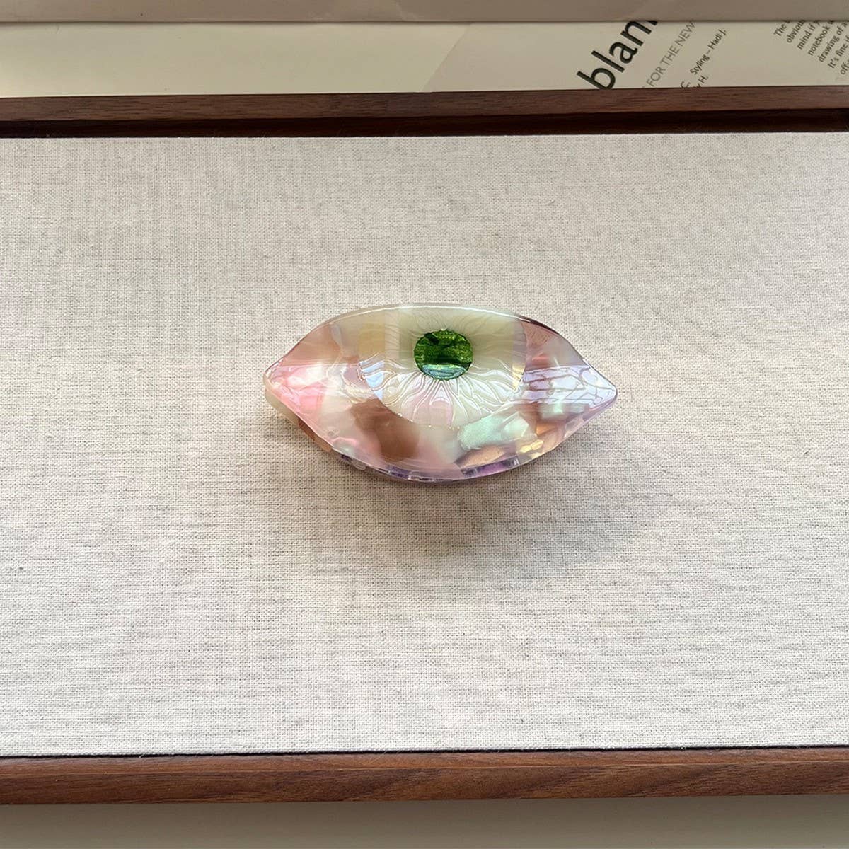 Vintage Eye Acetate Hair Claw Simple Chic Clip_cwaha6027